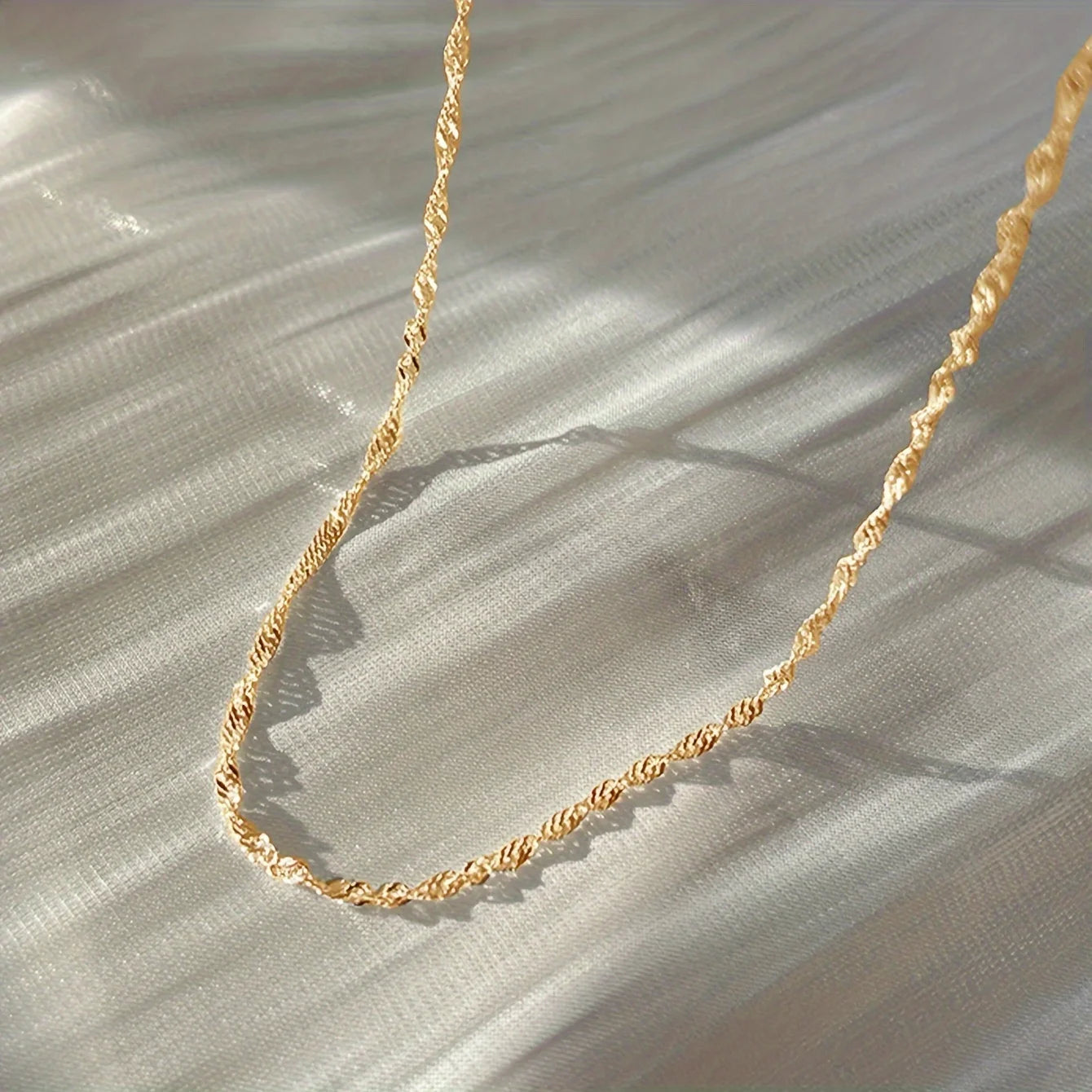 Asterope Thin Chain Necklace