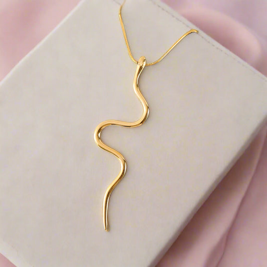 Andromeda snake halsband